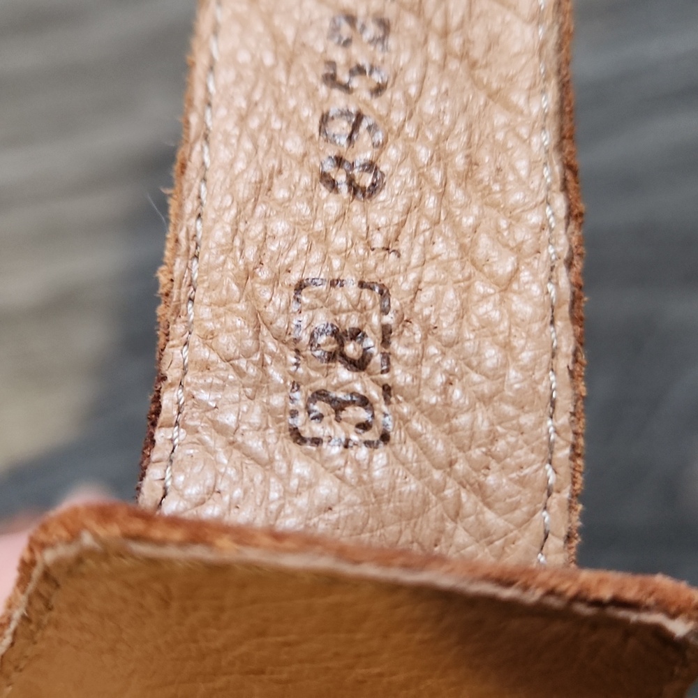 Remonte light brown perforated block heeled sandals, size 38 - Picture 12 of 12